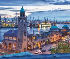 Landungsbrücken in Hamburg