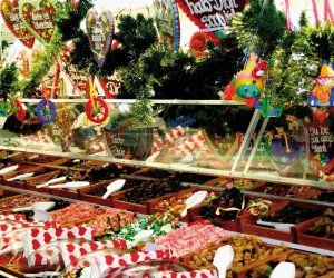Süßigkeiten auf dem Weihnachtsmarkt