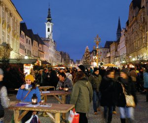 Adventsmarkt in der Altstadt von Steyr