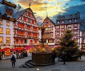 Weihnachtsmarkt in der Altstadt von Bernkastel-Kues