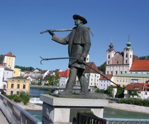 Michaelerkirche in Steyr und Flößer
