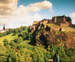 Schloss Edinburgh von der Princess Street