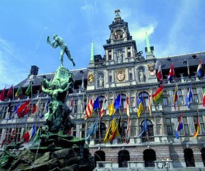 Rathaus am Grote Markt in Antwerpen