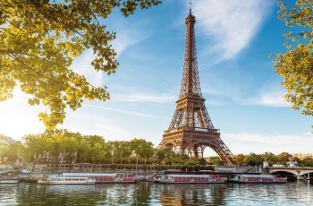 Seine und Eiffelturm in Paris © Beboy - Fotolia.com